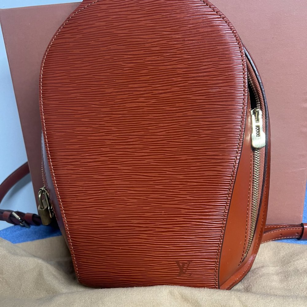 100% authentic Louis Vuitton Mabillon Brown Epi leather Backpack